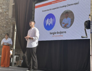 Sergio Guijarro, CEO de LiveMap, en un evento presentando su solución.